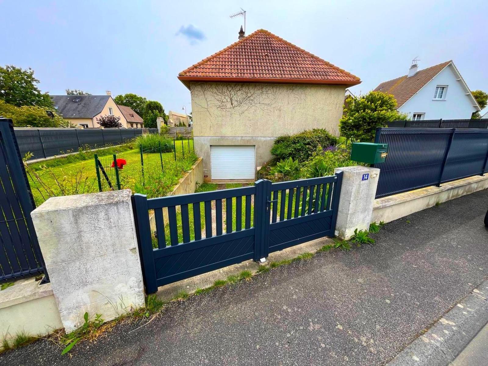 A 12 Min A Pied De La Plage Et 5 Min Du Centre De 吕克索梅 外观 照片
